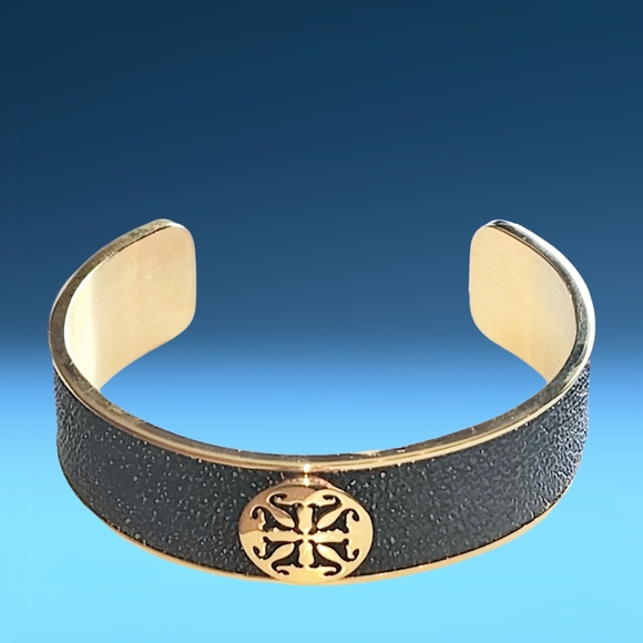 Rustic Cuff Black Encrusted Gold Tone Chunky Bracelet w/Bag - Picture 2 of 3